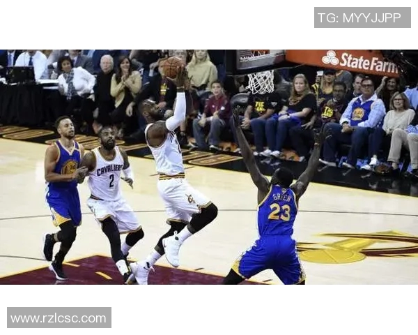 重庆足球队包夹战术解析与应用策略探讨 重庆足球队包夹战术解析与应用策略探讨