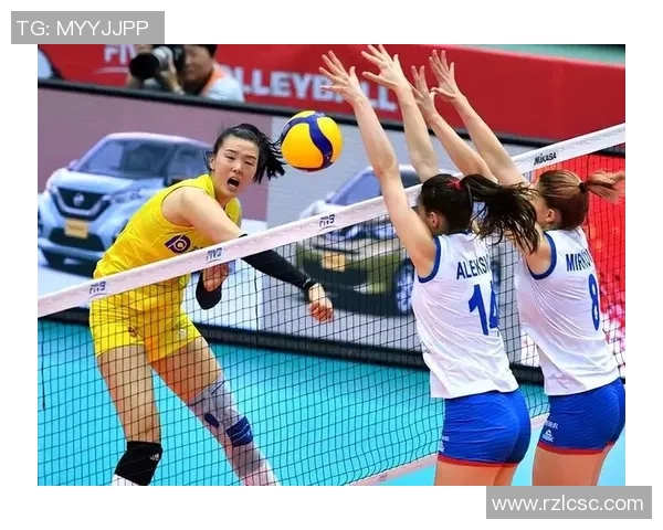 街头偶遇足球明星瞬间捕捉与球迷互动的温馨时刻视频分享 街头偶遇足球明星瞬间捕捉与球迷互动的温馨时刻视频分享